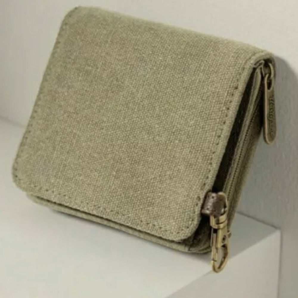 thirty-one Clip N' Zip Wallet